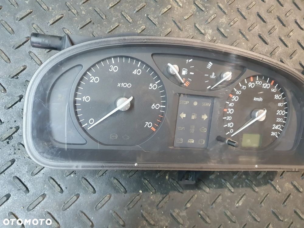 LICZNIK ZEGARY RENAULT LAGUNA II 01-05  8200218861 EUROPA - 2