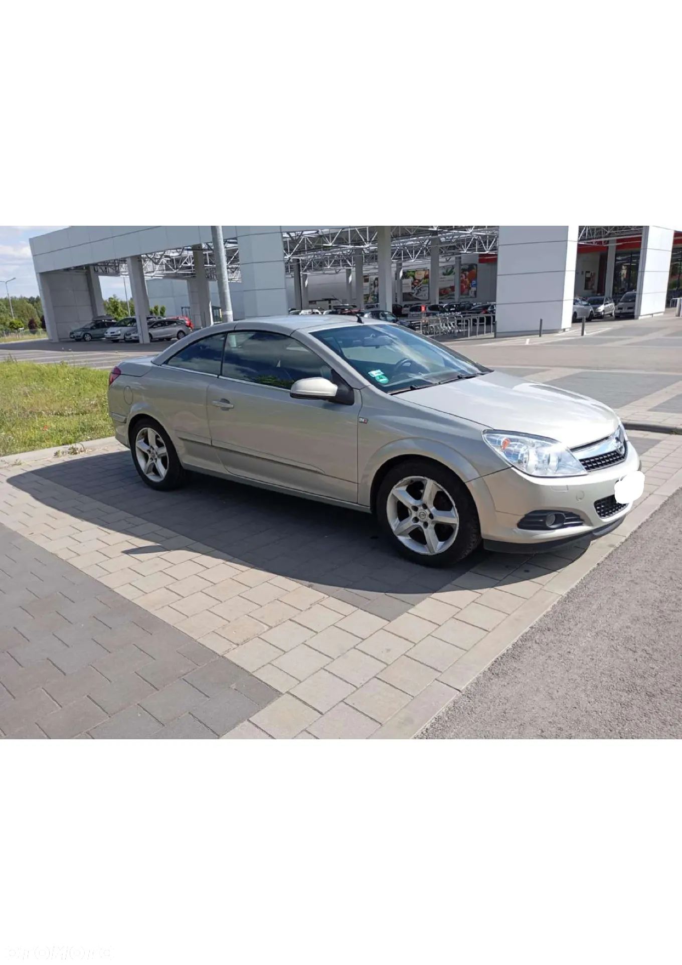 Opel Astra III GTC 1.8 Cosmo - 1
