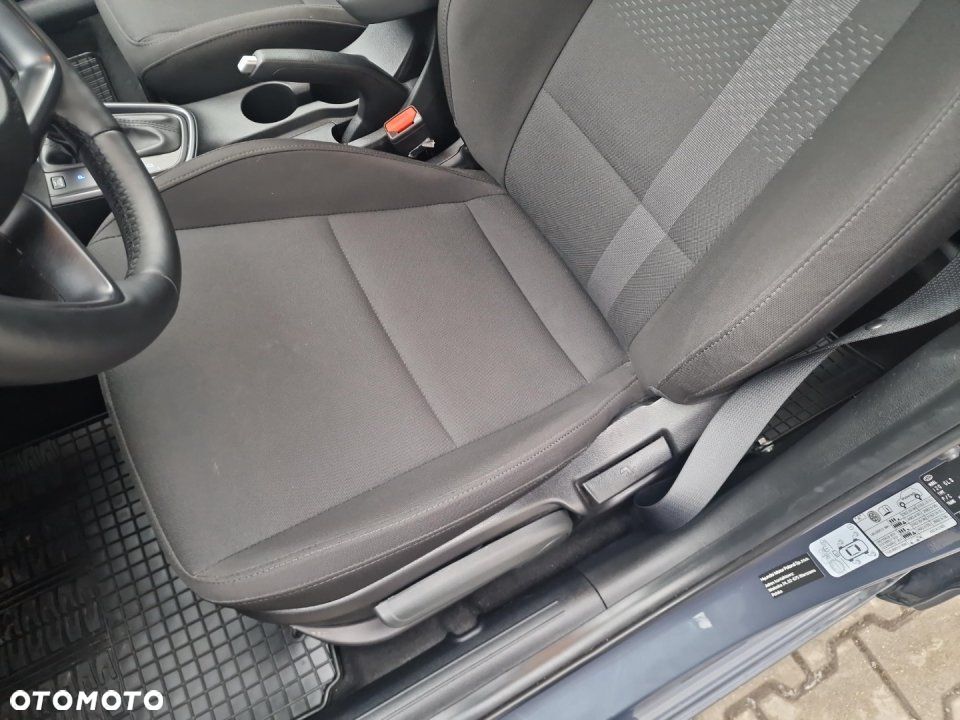 Hyundai i20 - 12