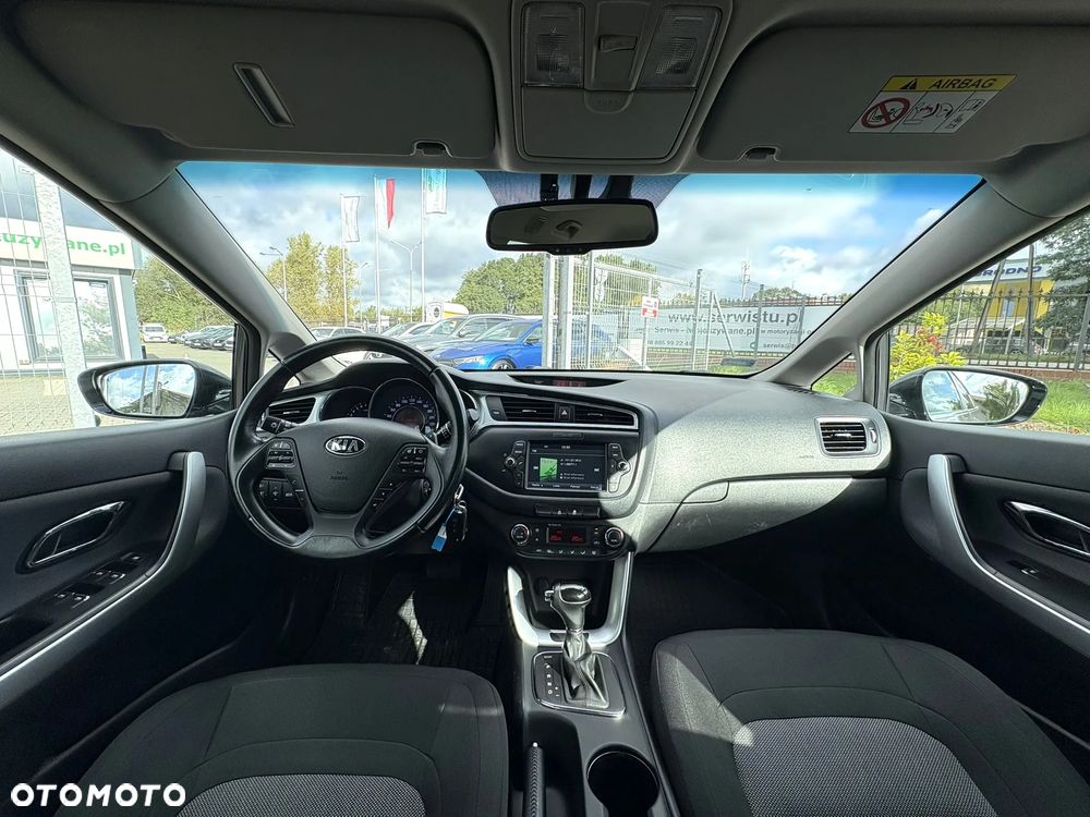 Kia Ceed 1.6 GDI L DCT - 24