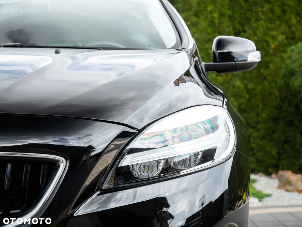 Volvo V40 T2 Drive-E Momentum - 32
