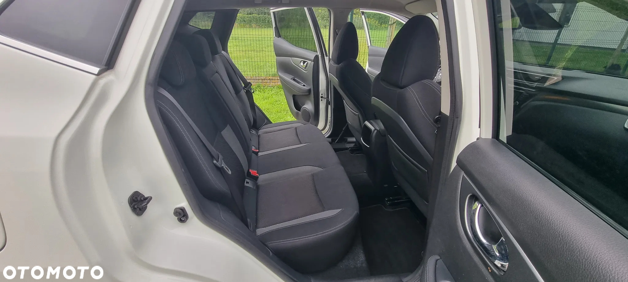 Nissan Qashqai 1.3 DIG-T TEKNA - 17