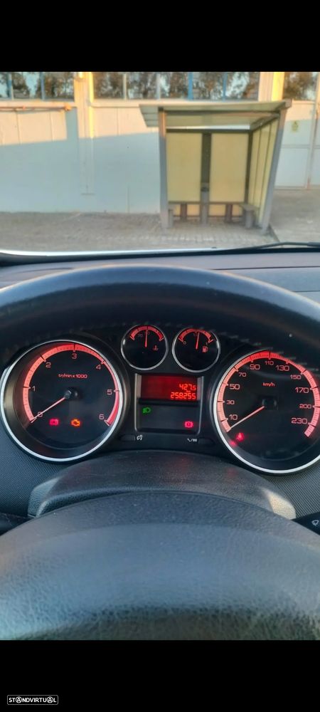 Peugeot 308 1.6 HDi Premium - 11