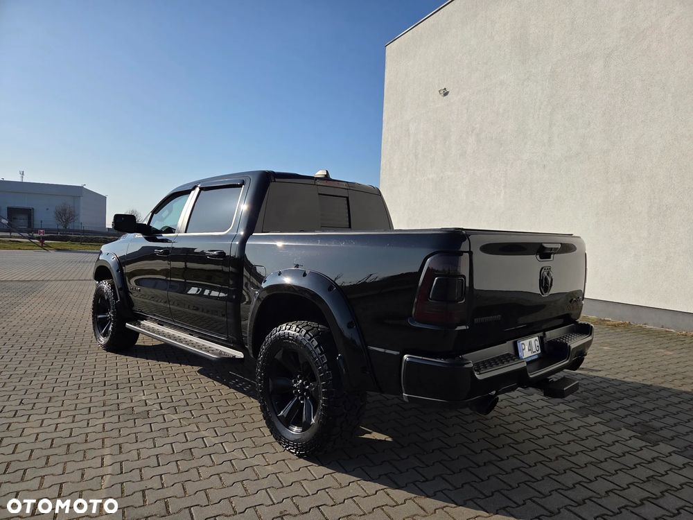 RAM 1500 Crew Cab Shortbed Bighorn - 12