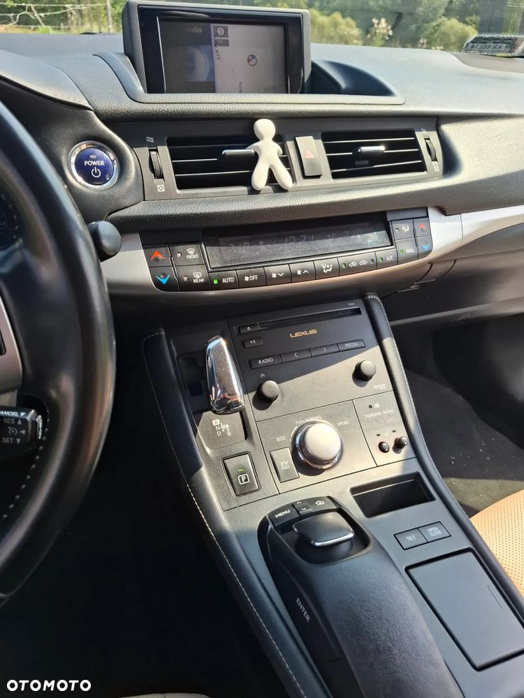 Lexus CT 200h Comfort - 14