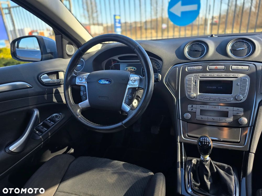 Ford Mondeo - 4