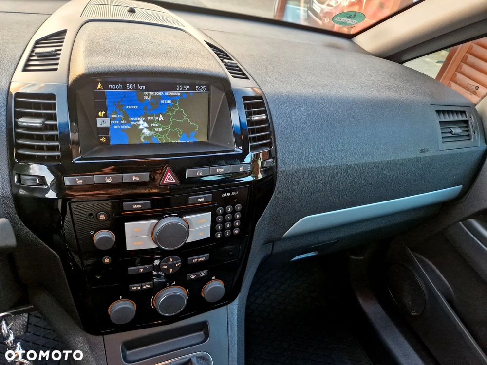 Opel Zafira 1.9 CDTI Navi - 2