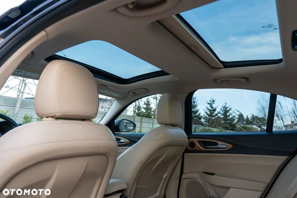 Alfa Romeo Giulia - 21