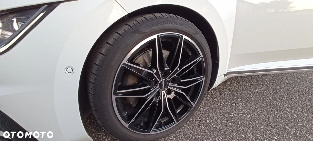 Volkswagen Arteon 2.0 TDI Bi-Turbo SCR 4Mot R-Line DSG - 17