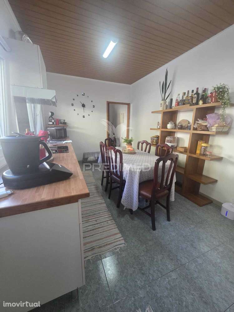 Moradia de dois Pisos - Pronta a entrar - Grande imagem: 4/9