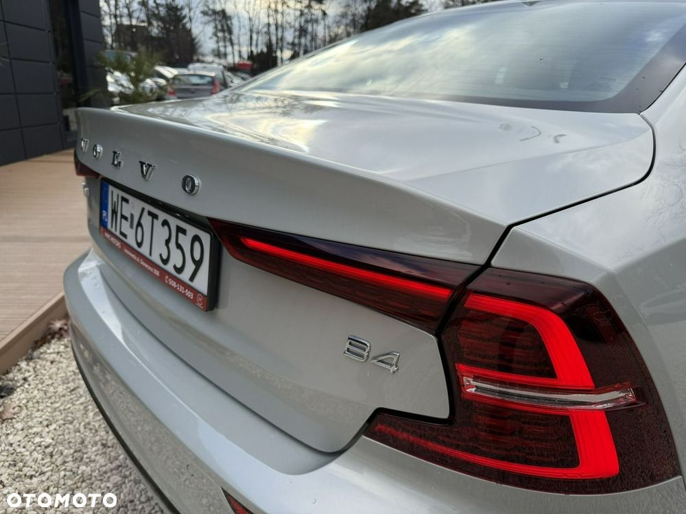 Volvo S60 B4 B R-Design - 30