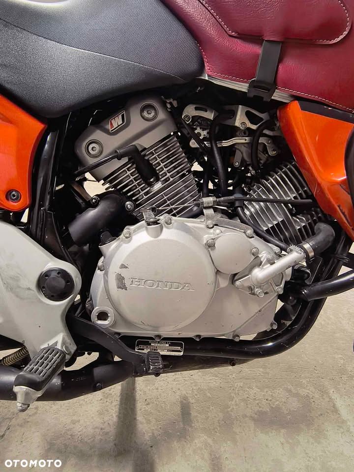 Honda XL - 19