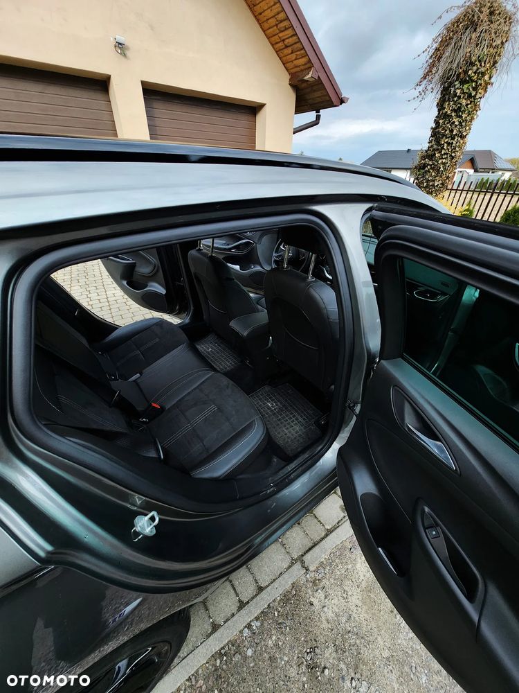 Opel Astra 1.2 T Ultimate S&S - 21