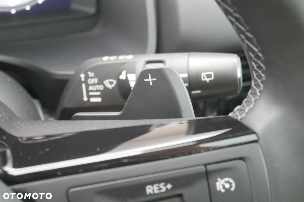 Nissan Qashqai 1.3 DIG-T MHEV N-Connecta Xtronic - 29