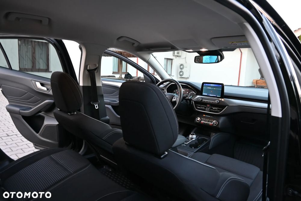 Ford Focus SW 2.0 TDCi Titanium ASS PowerShift - 37