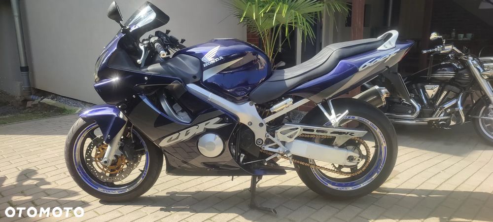 Honda CBR - 2