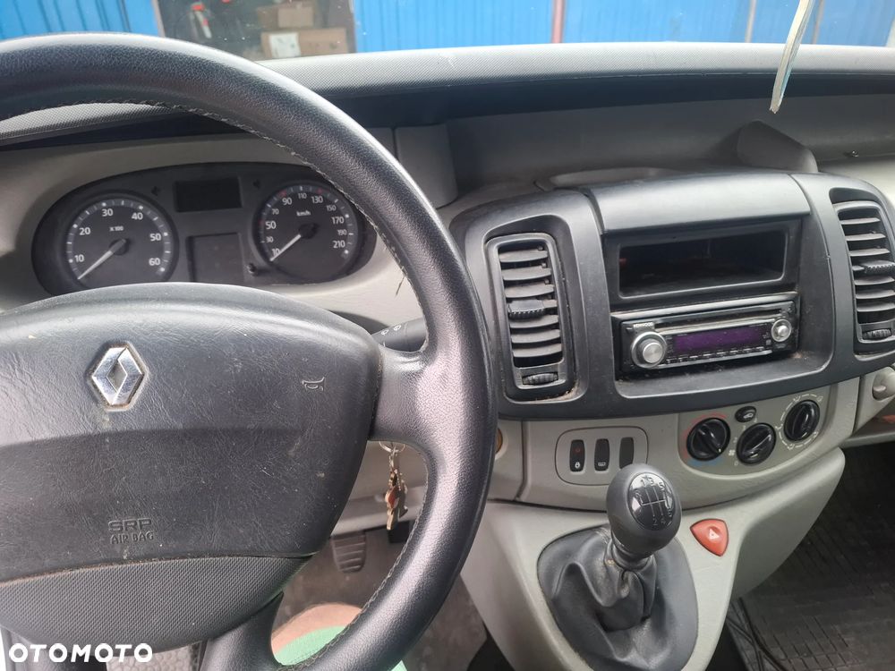 Renault TRAFIC - 17