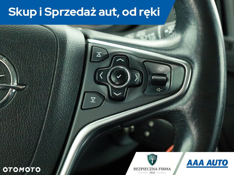 Opel Insignia - 14
