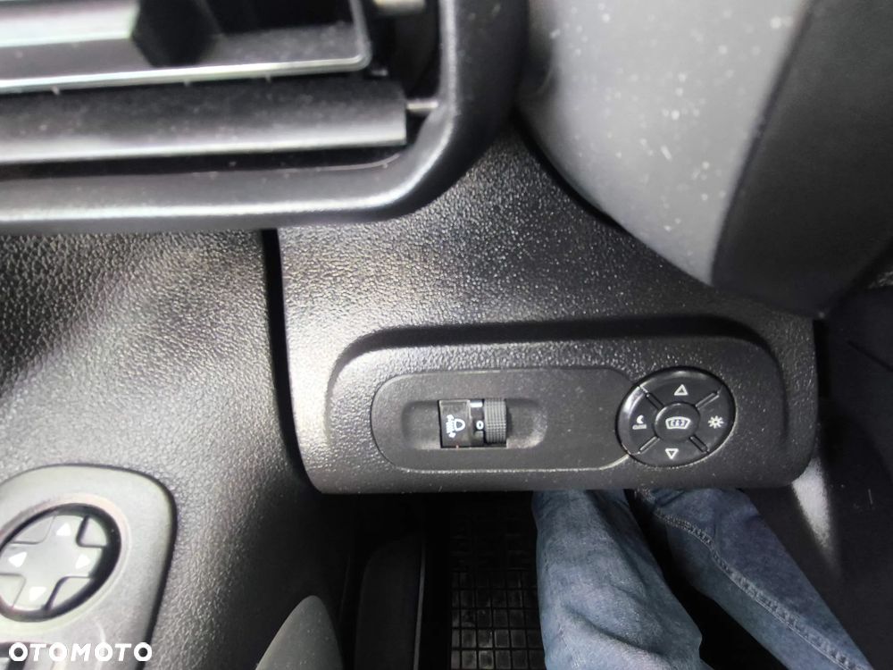 Citroën Berlingo M 1.2 PureTech Shine S&S - 18