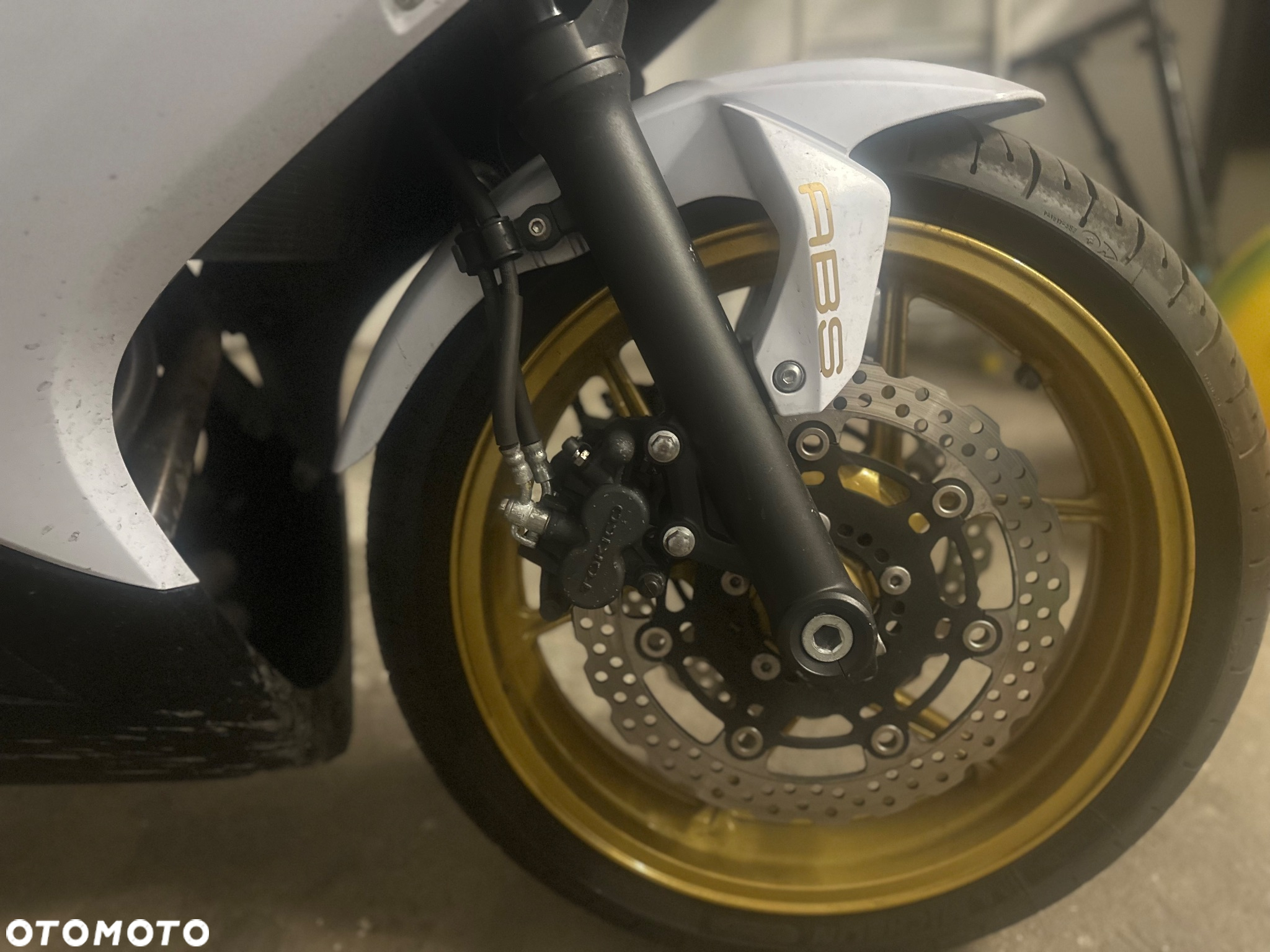 Kawasaki ER - 9