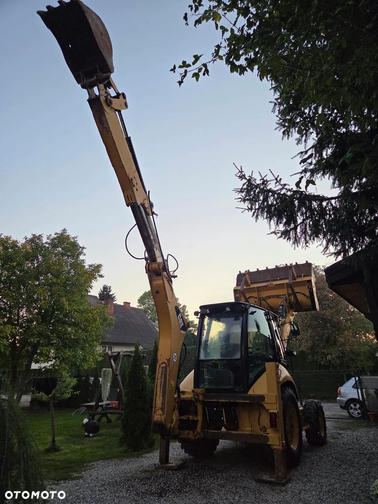 Caterpillar CAT 428E - 17