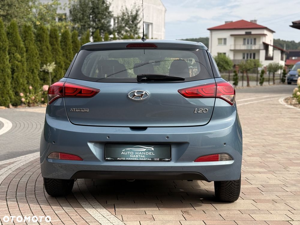 Hyundai i20 - 12