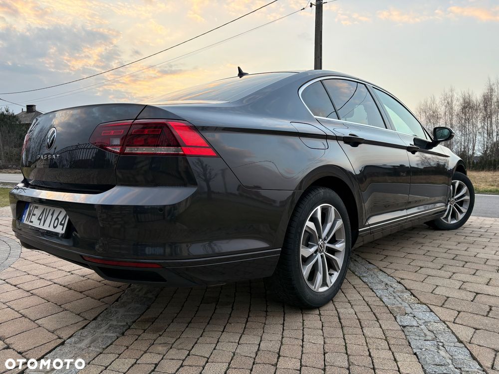 Volkswagen Passat 2.0 TSI Business DSG - 5