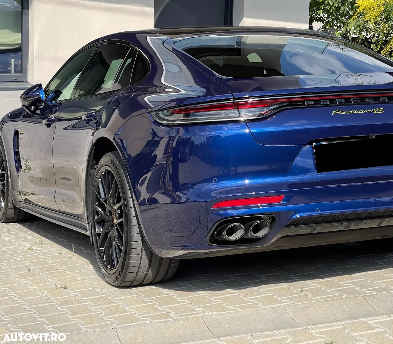 Porsche Panamera Turbo 4 E-Hybrid S - 2