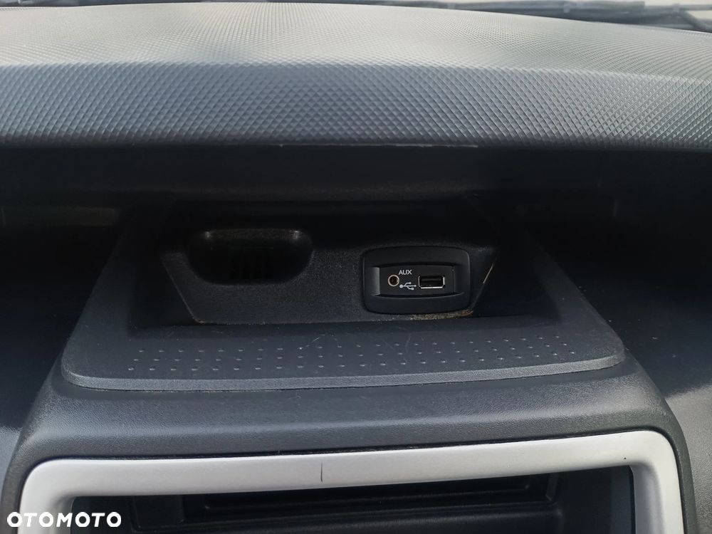 Opel Vivaro - 27