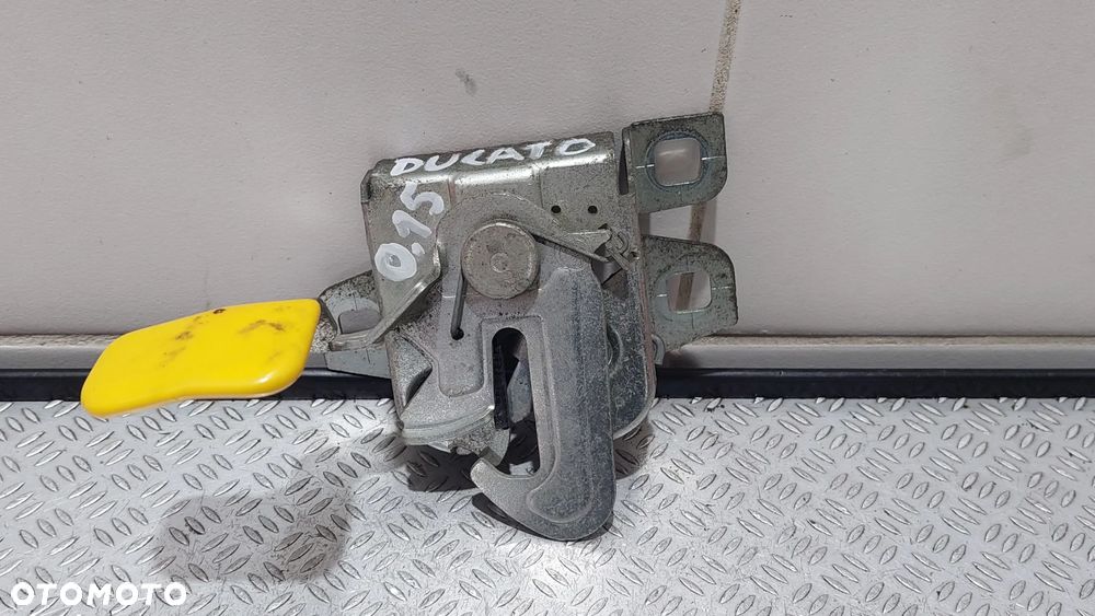 ZAMEK MASKI PRZÓD FIAT DUCATO R2015
