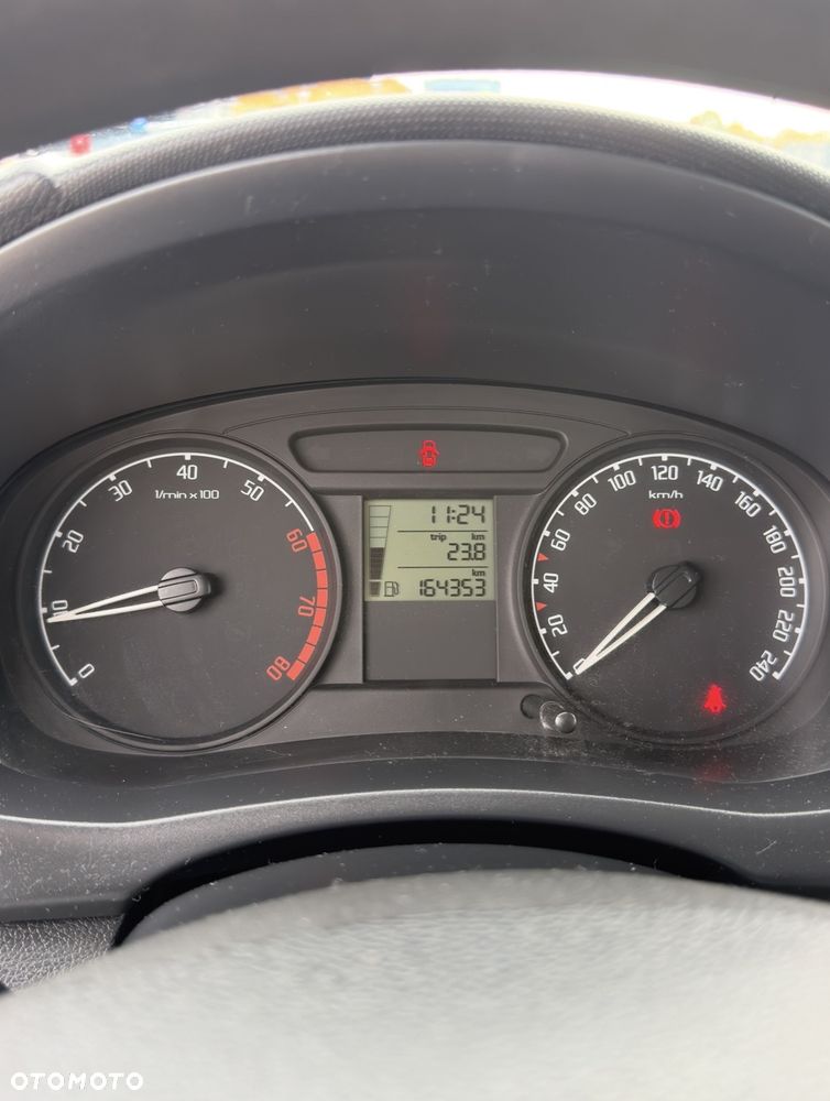 Skoda Fabia - 14