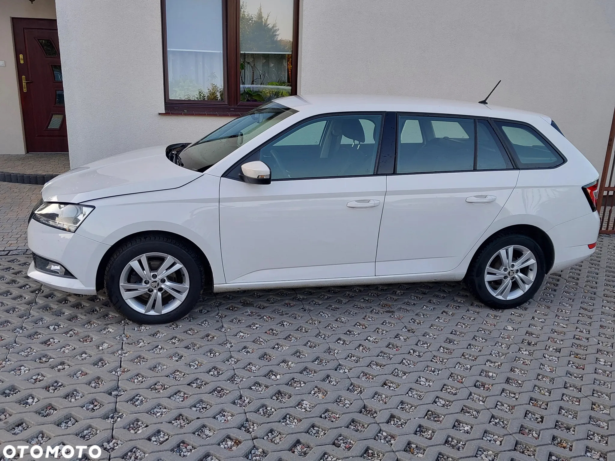 Skoda Fabia 1.0 Ambition - 2