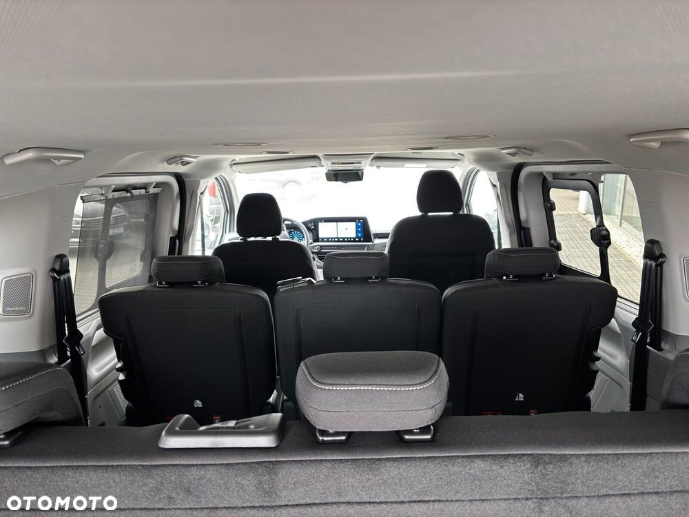 Volkswagen Caravelle - 25