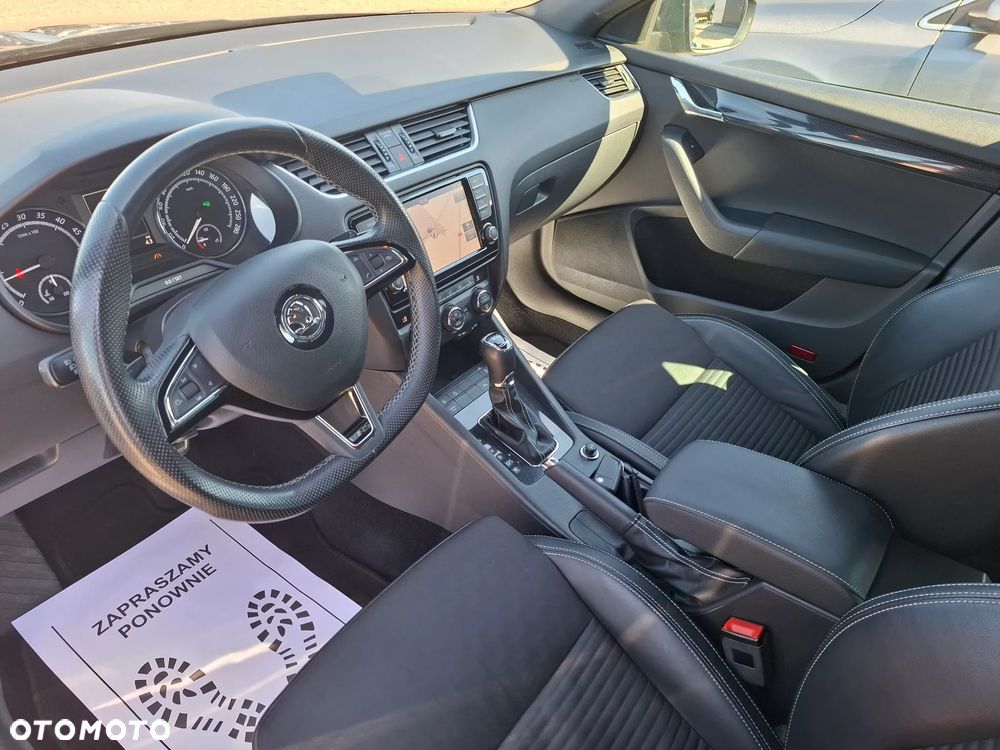 Skoda Octavia 2.0 TDI DSG RS - 21