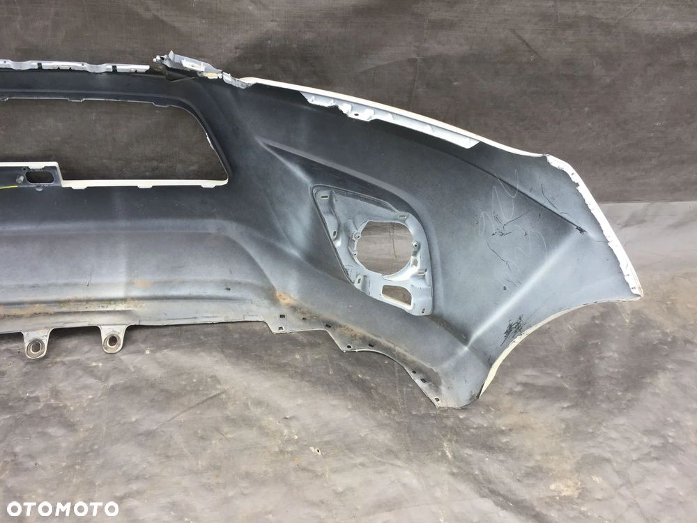 TOYOTA HILUX VIII 2015-2018 ZDERZAK PRZEDNI PRZÓD - 12