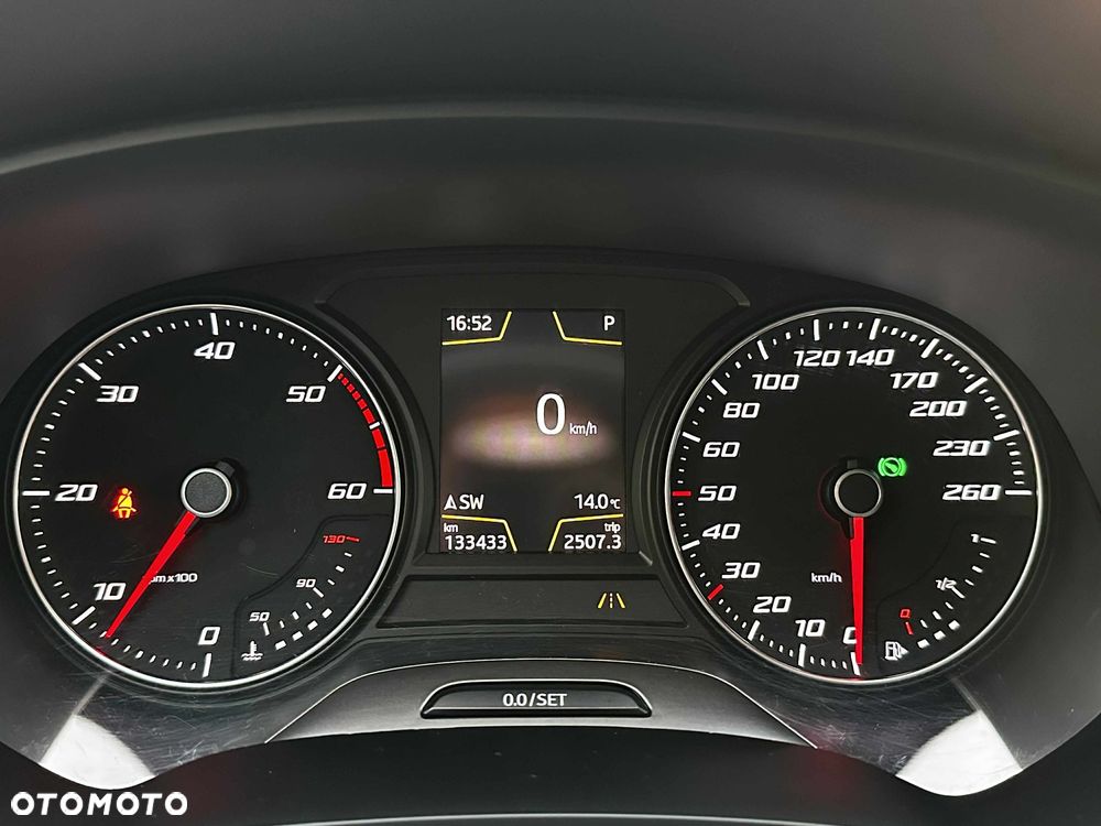 Seat Leon 2.0 TDI DPF Start&Stop DSG FR - 10