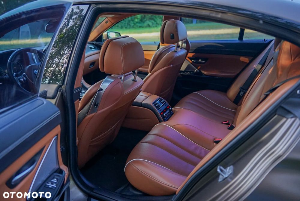 BMW Seria 6 650i - 13