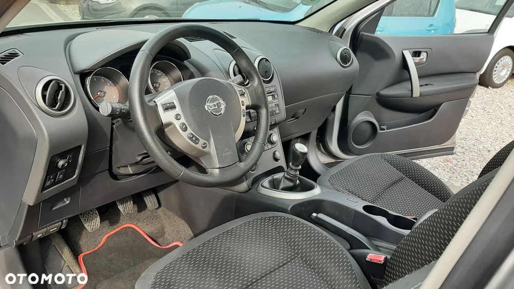 Nissan Qashqai+2 - 7