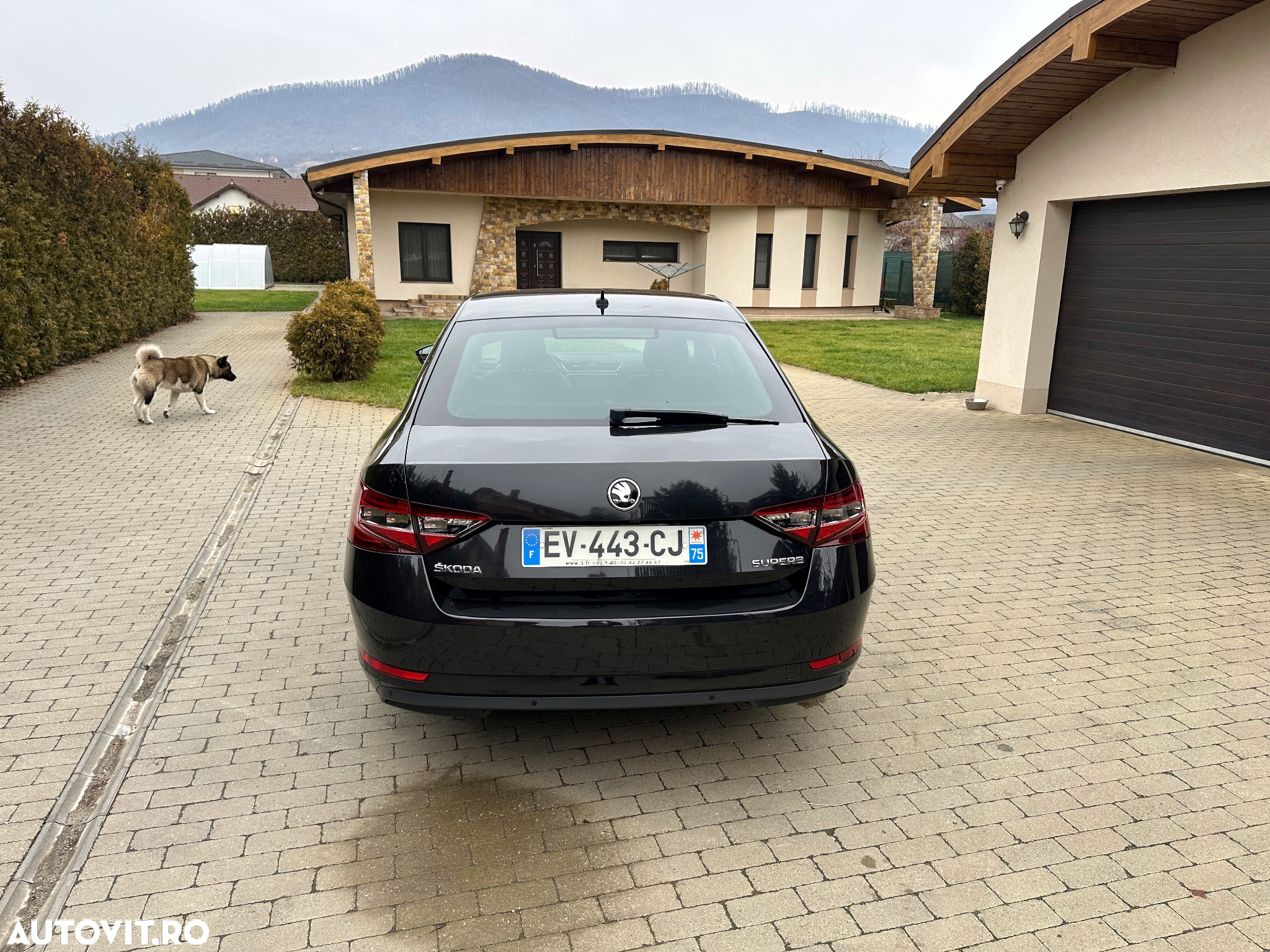 Skoda Superb 2.0 TDI DSG L&K - 26