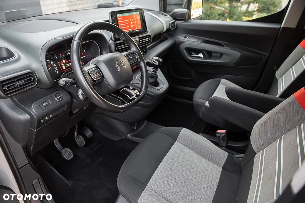 Citroën Berlingo XL BlueHDi 130 PLUS - 16