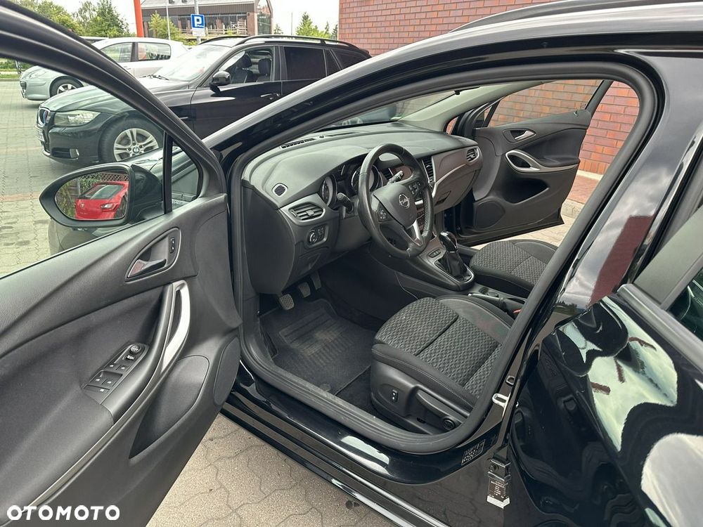 Opel Astra 1.2 Turbo Edition - 22