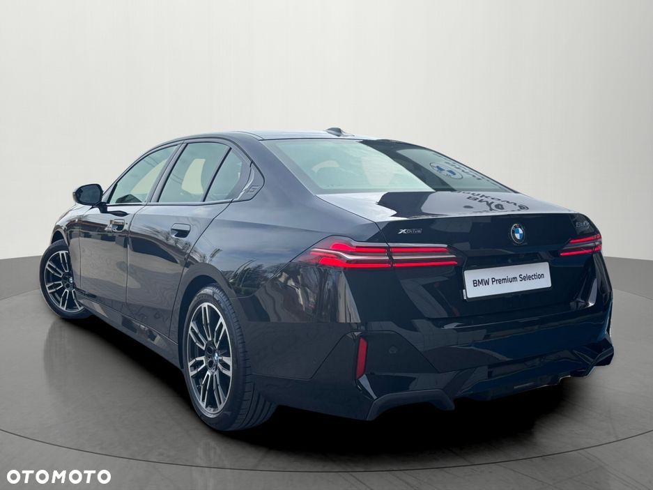 BMW Seria 5 520d mHEV M Sport - 4