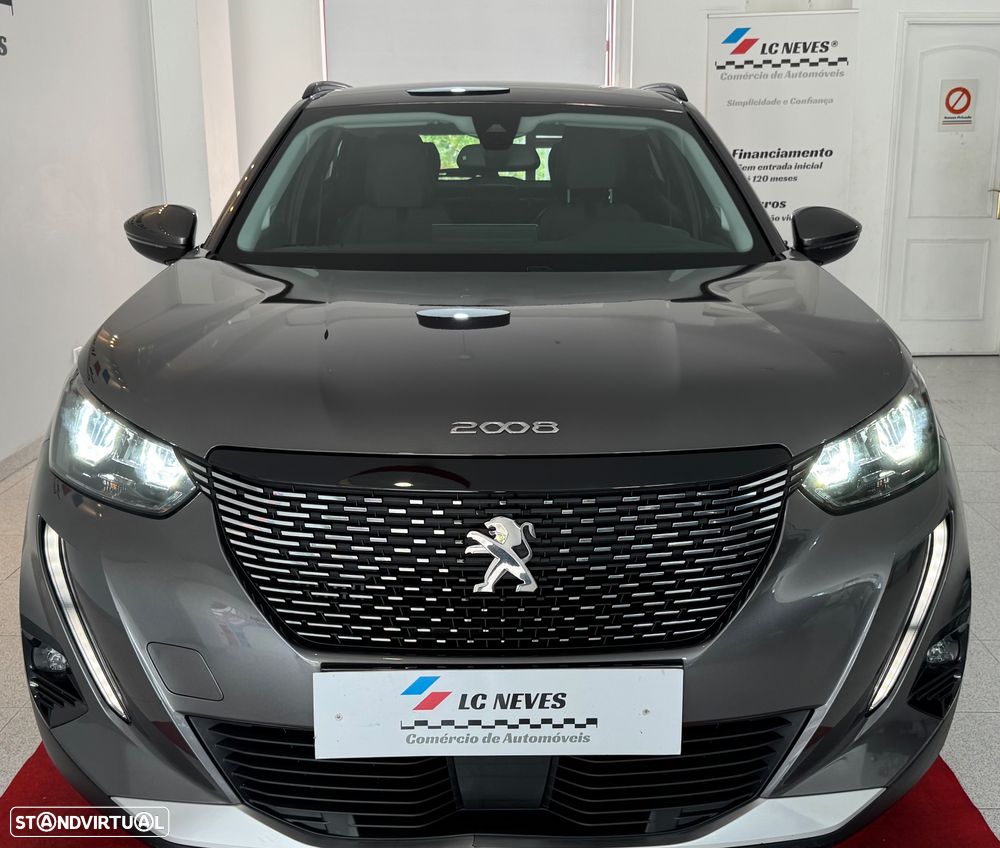 Peugeot 2008 1.2 PureTech Allure EAT8 - 4
