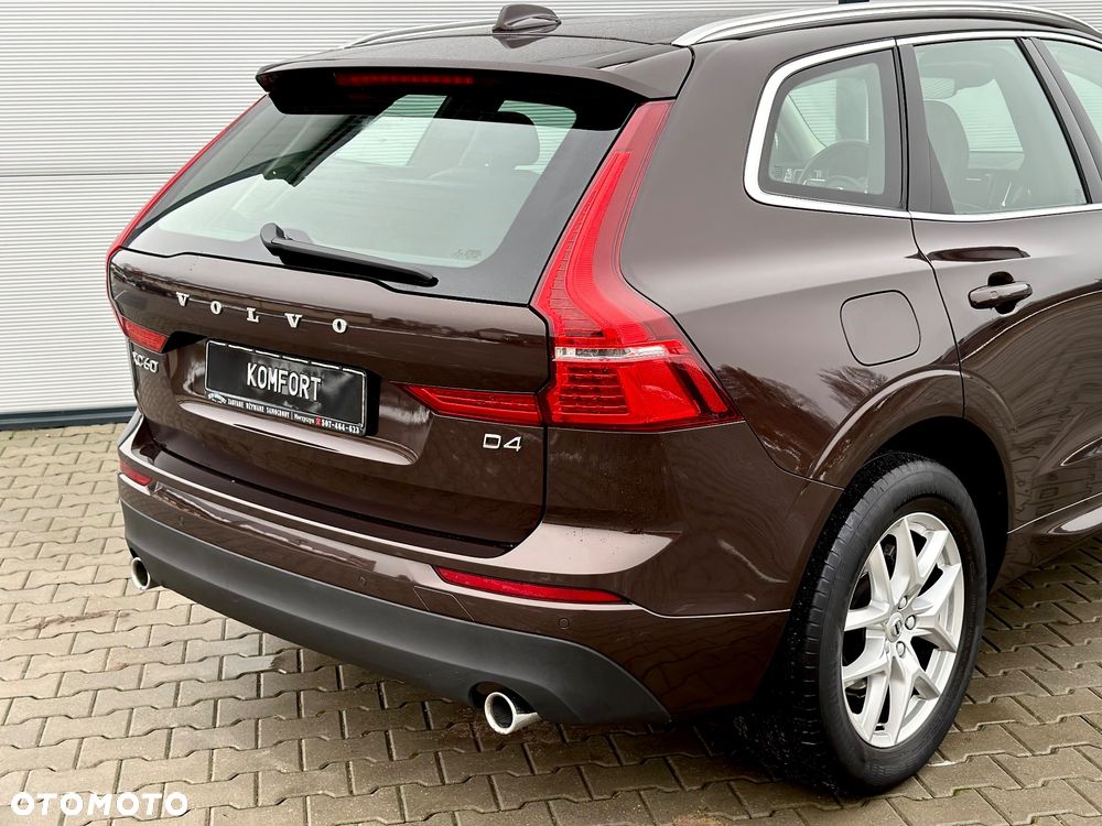 Volvo XC 60 D4 Momentum Pro - 16