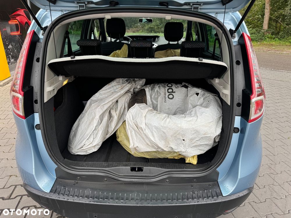 Renault Scenic - 3