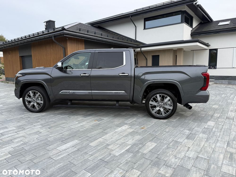 Toyota Tundra - 5