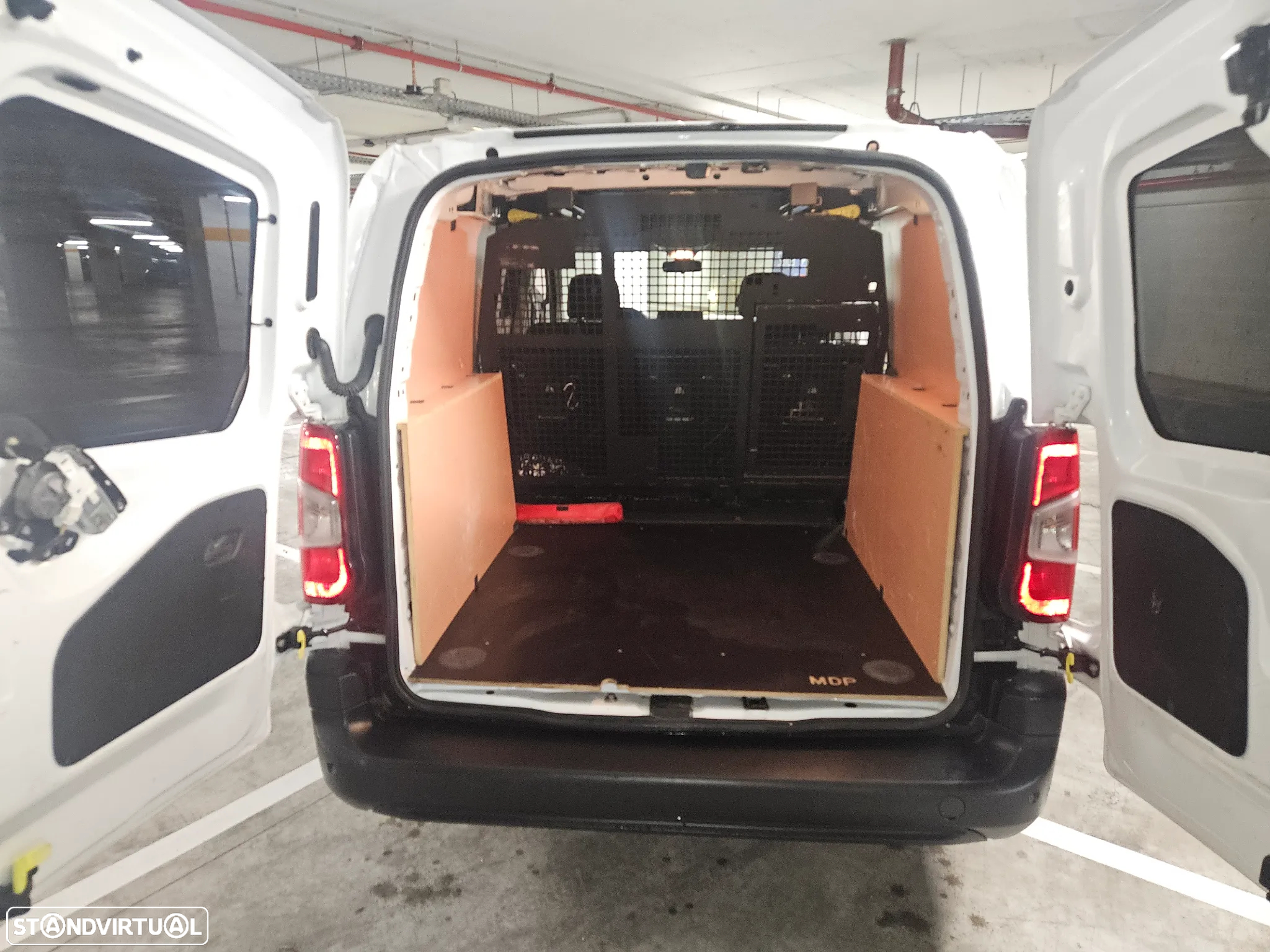Peugeot Partner 1.5 BlueHDi 100 L2 EHZ Cabine Dupla - 16