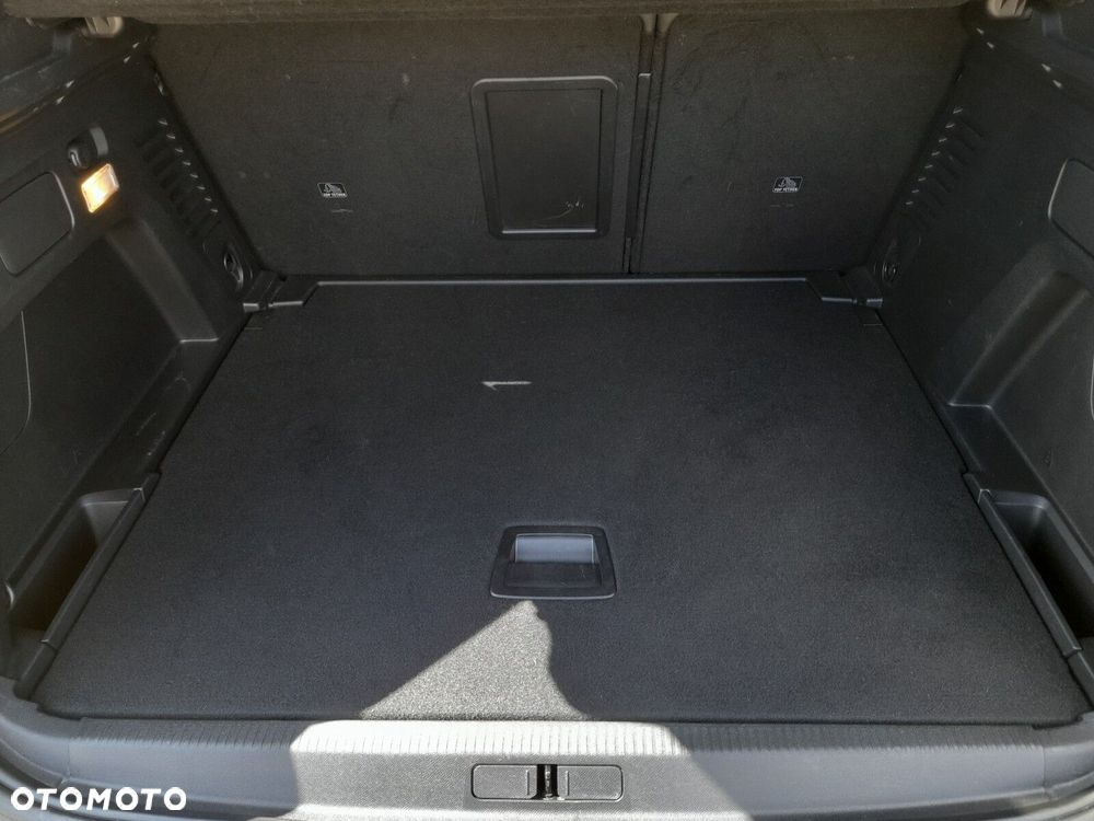 Peugeot 3008 1.2 PureTech Allure Pack S&S EAT8 - 22