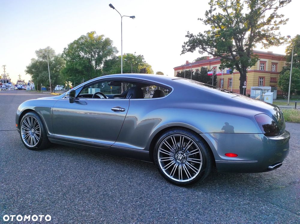 Bentley Continental GT - 7