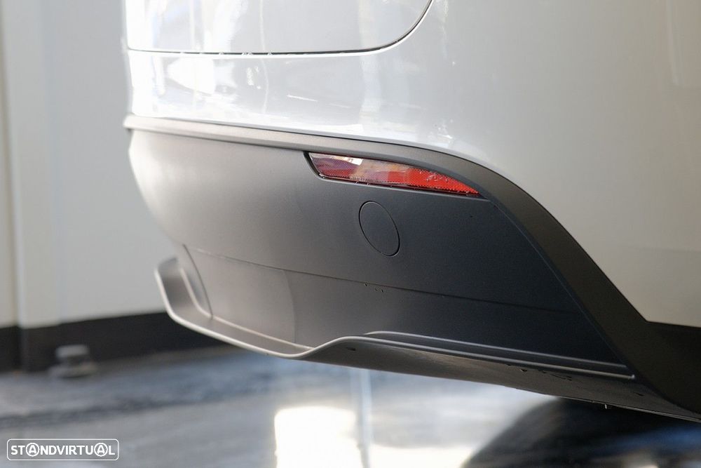 Tesla Model Y Performance Tração Integral - 12